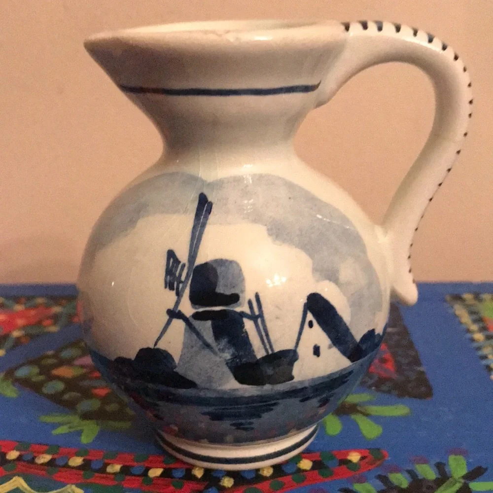 Delfts Pitcher & Plate- Mini - Picture 10 of 12
